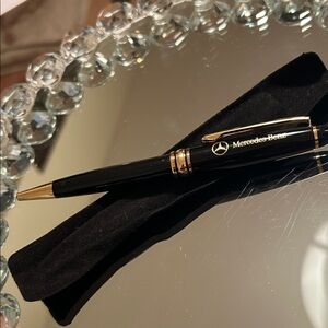 New Mercedes Benz pen w/ carrying case